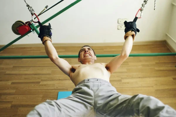 Alopécie par traction chez l&rsquo;homme : causes, soins et prévention